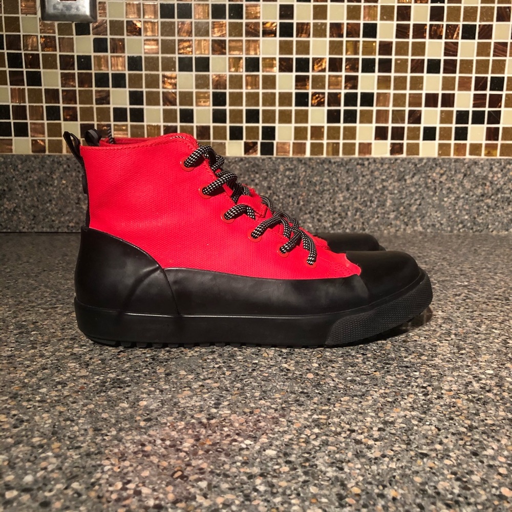 Hunter Boot - Picture 2 of 8